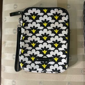 Vera Bradley Padded Small Tablet Holder Etc NWOT